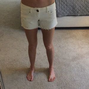 AE Destroyed Cutoff Shorts
